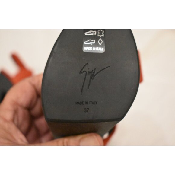 Women's Designer Giuseppe Zanotti Red Suede Platform Chunky High Heel Size 37/7 - Picture 8 of 11